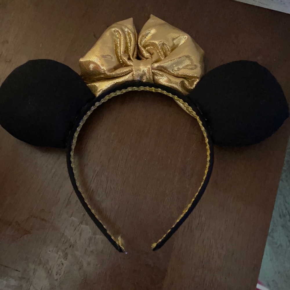 Handmade Minnie Mouse Ears Worn once